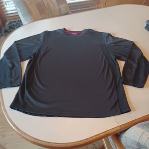 Men's Old Navy Black Shirt.